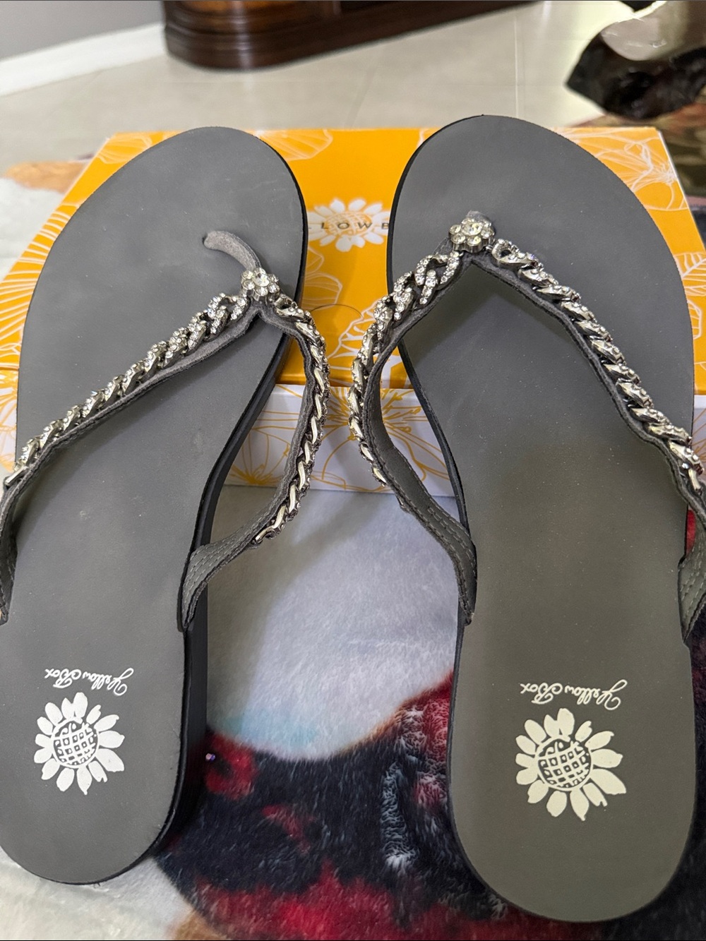 Yellow box Dana Gray Women’s Sandal Flip-Flops - Size 9